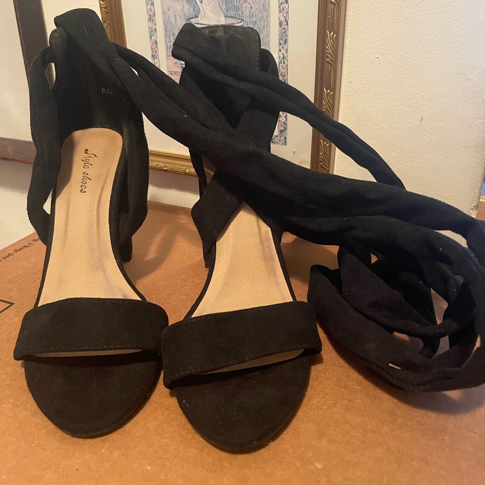 Lace up, block high heel
